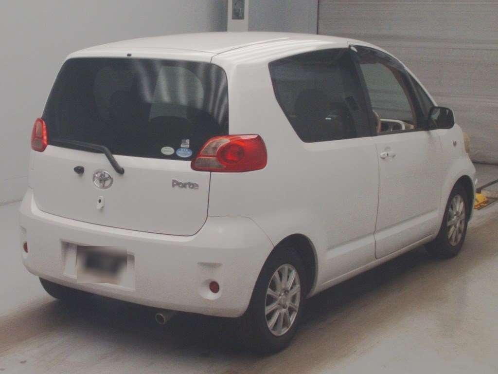 TOYOTA PORTE