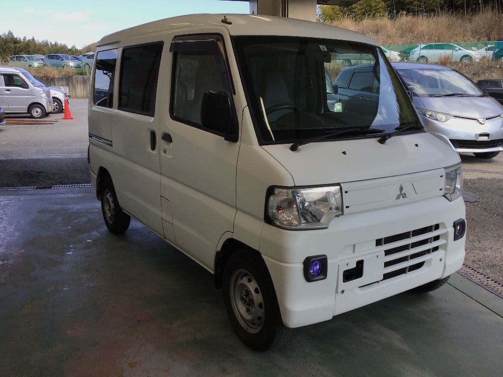 MITSUBISHI MINICAB