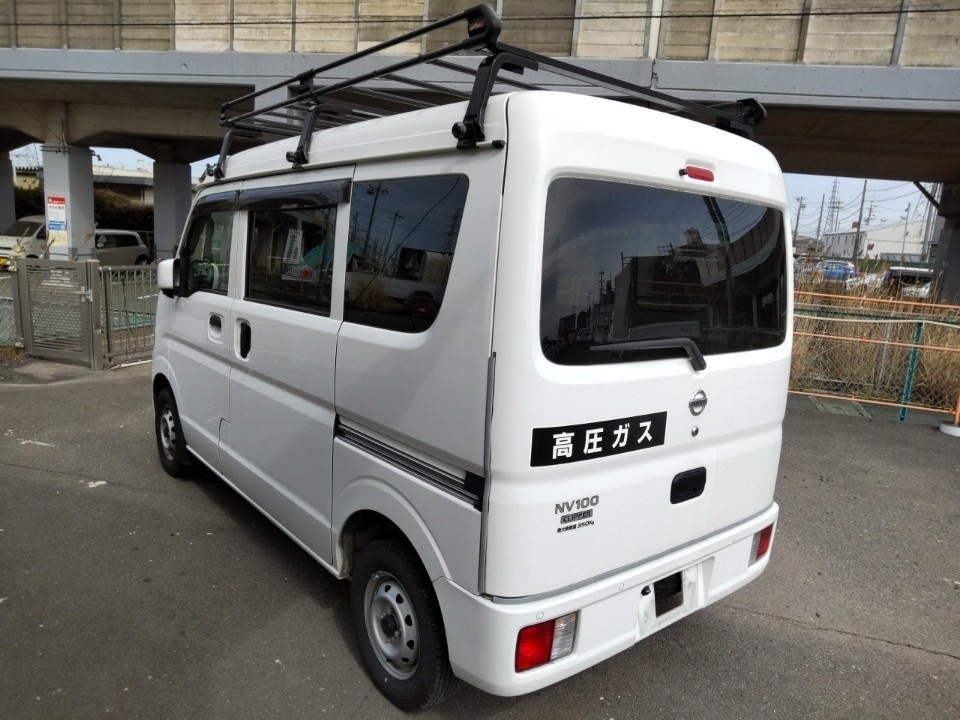 NISSAN NV100 CLIPPER