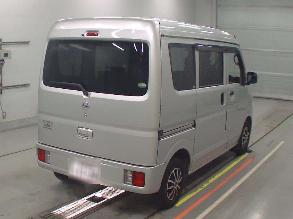 NISSAN NV100 CLIPPER
