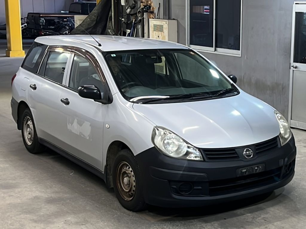 NISSAN AD