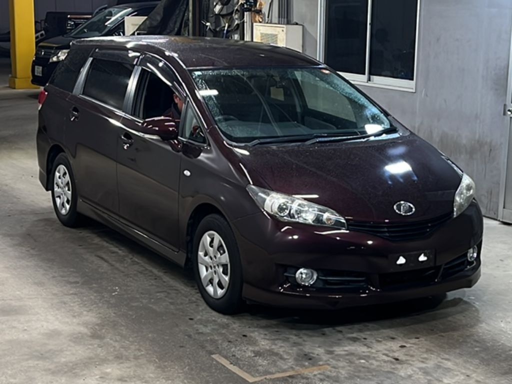 TOYOTA WISH