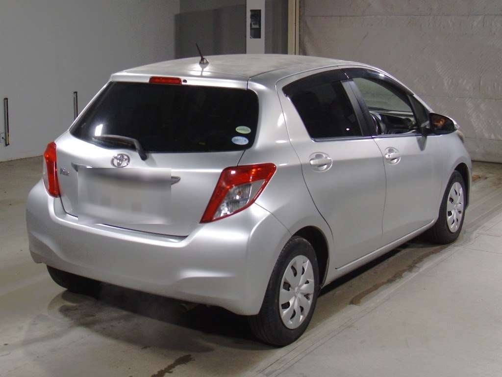 TOYOTA VITZ