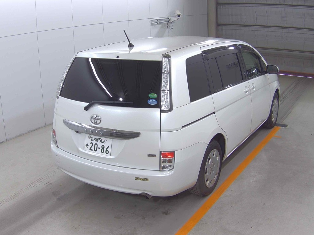 TOYOTA ISIS