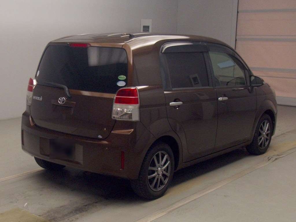 TOYOTA SPADE
