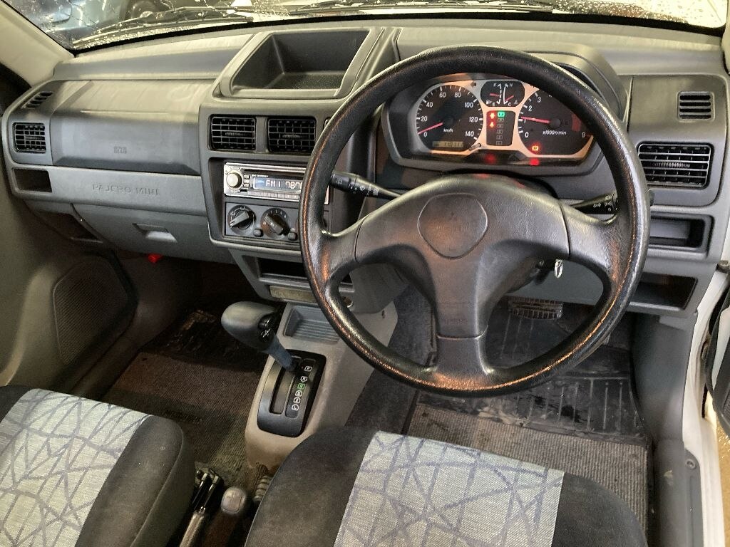 MITSUBISHI PAJERO MINI