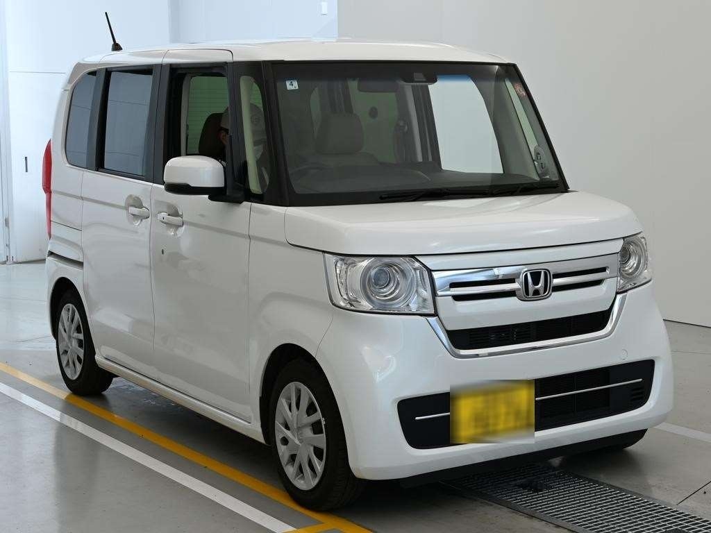HONDA N-BOX