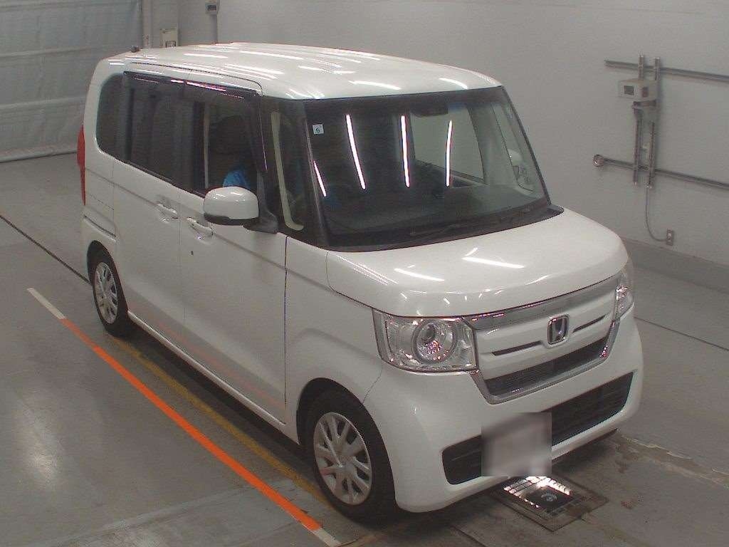 HONDA N-BOX