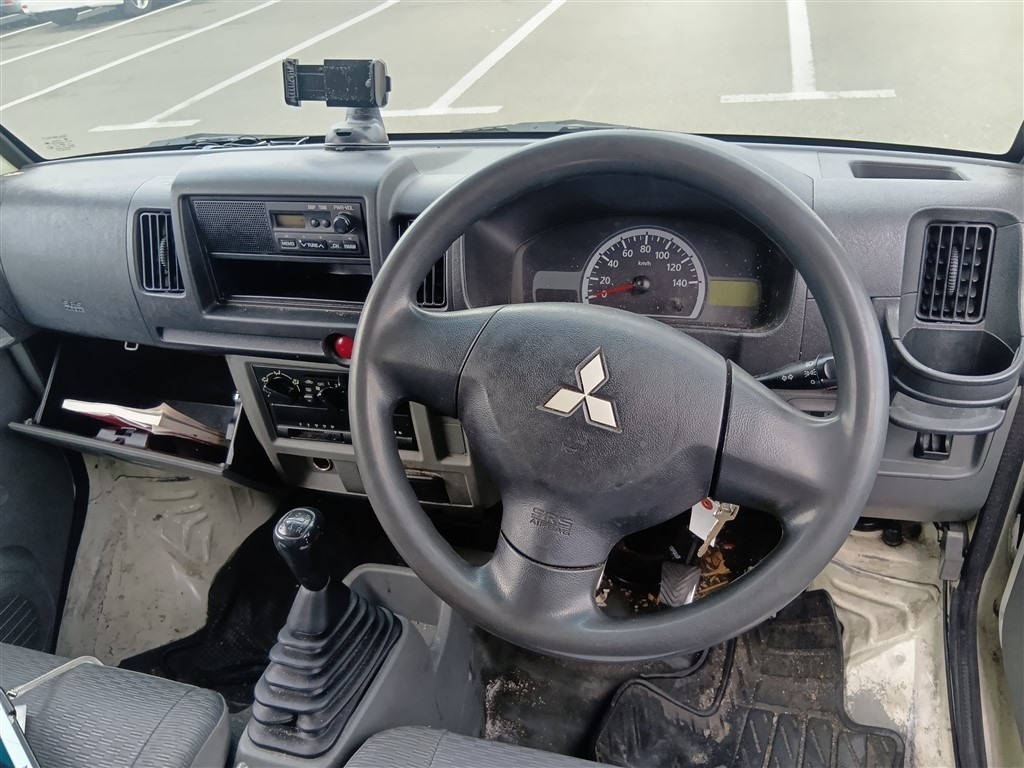 MITSUBISHI MINICAB