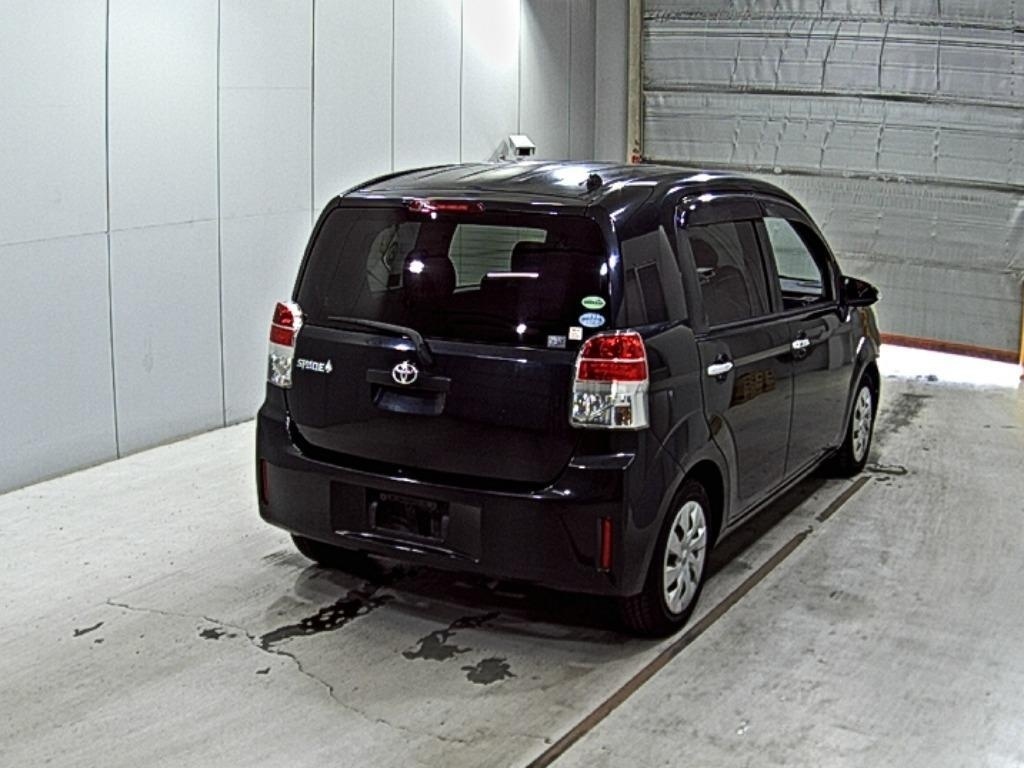 TOYOTA SPADE