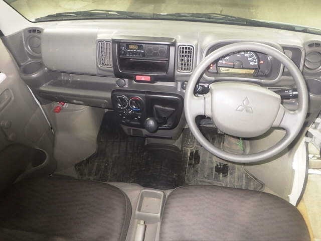 MITSUBISHI MINICAB