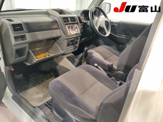 MITSUBISHI PAJERO MINI
