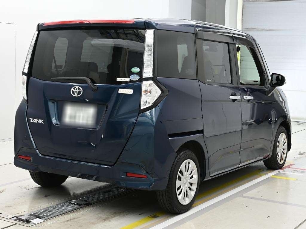 TOYOTA TANK