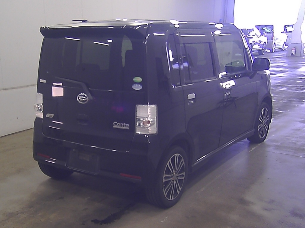 DAIHATSU MOVE CONTE