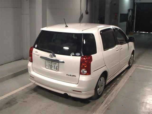 TOYOTA RAUM