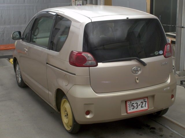 TOYOTA PORTE