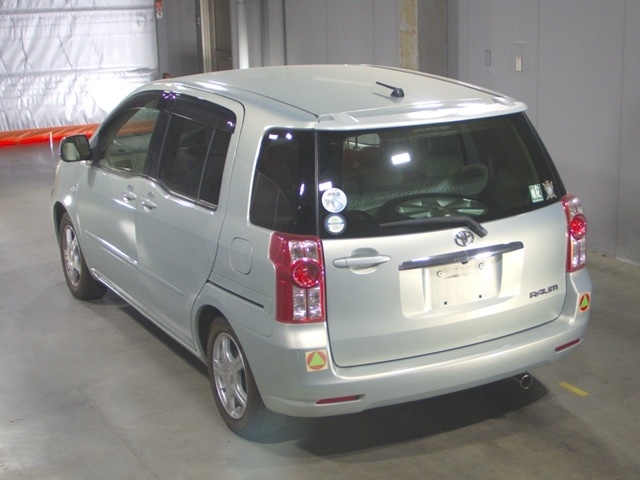 TOYOTA RAUM