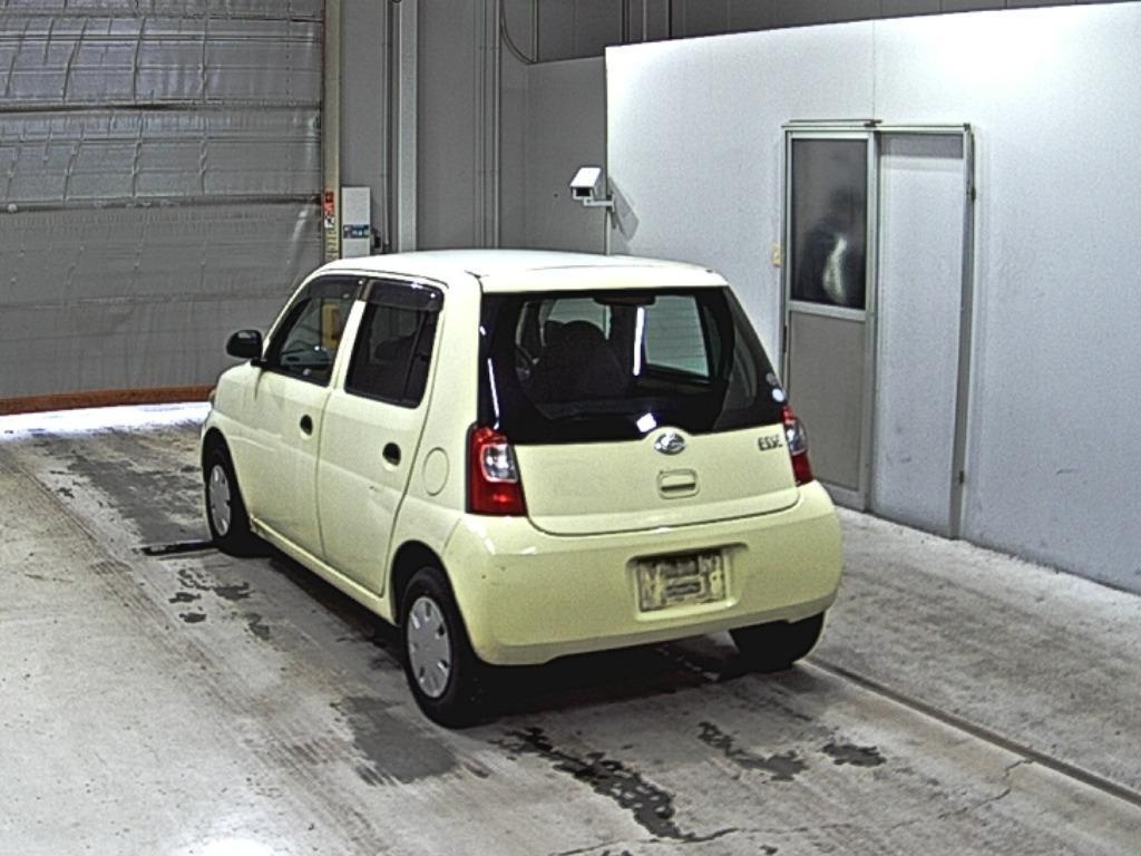 DAIHATSU ESSE
