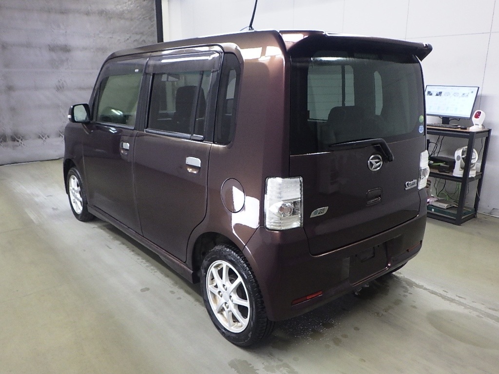 DAIHATSU MOVE CONTE
