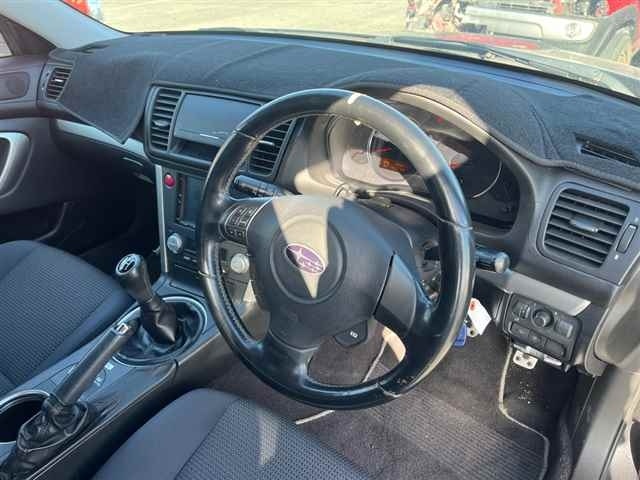 SUBARU LEGACY B4
