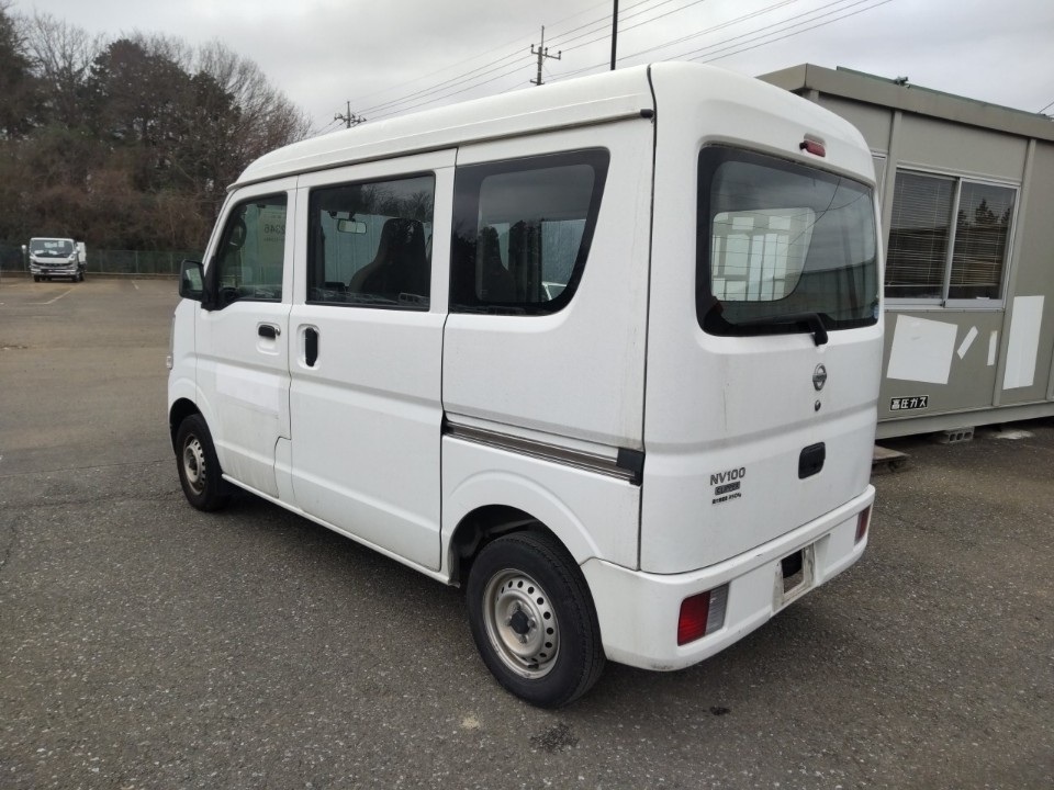 NISSAN NV100 CLIPPER