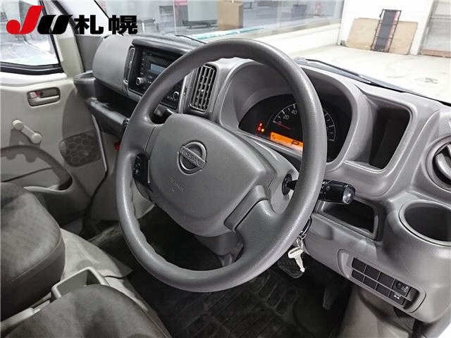 NISSAN NV100 CLIPPER