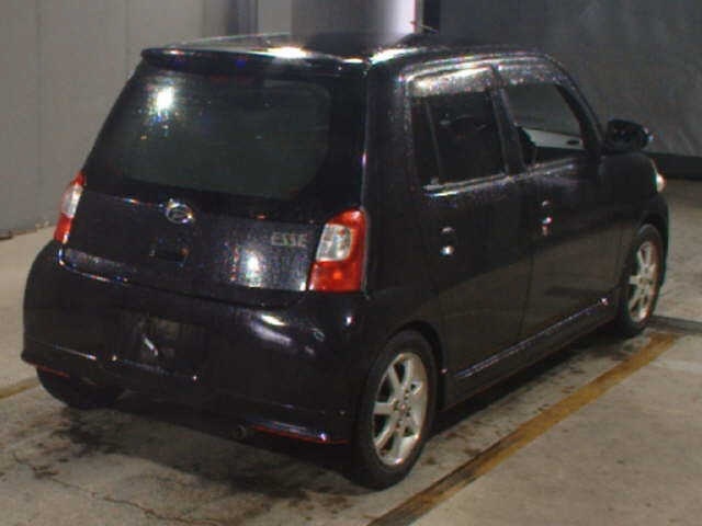 DAIHATSU ESSE