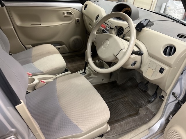 DAIHATSU ESSE