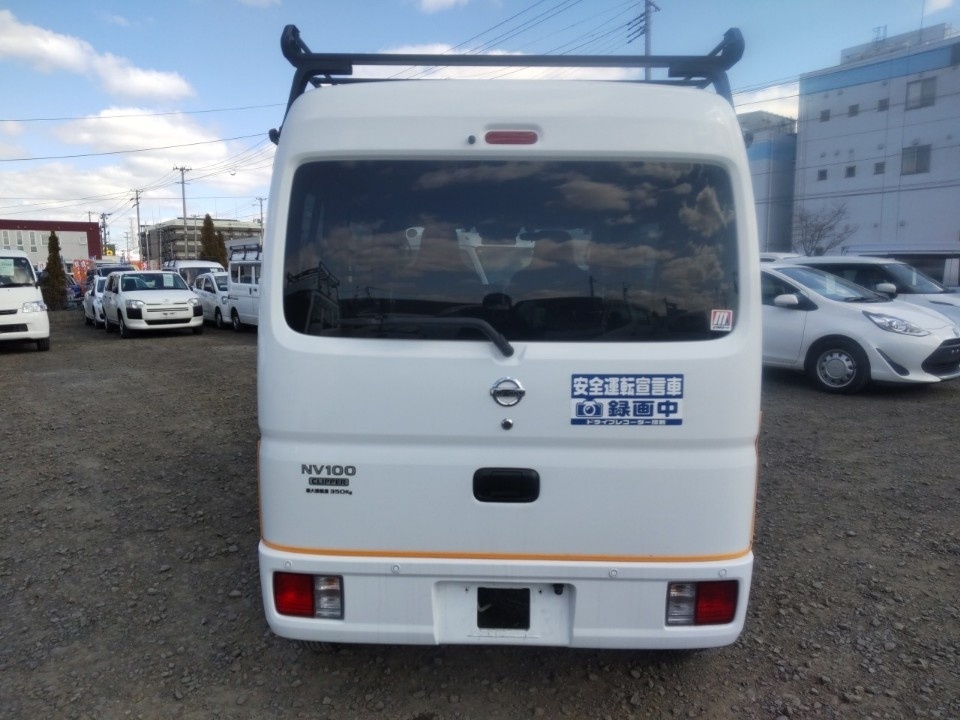 NISSAN NV100 CLIPPER