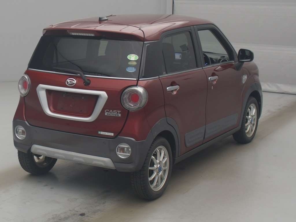 DAIHATSU CAST