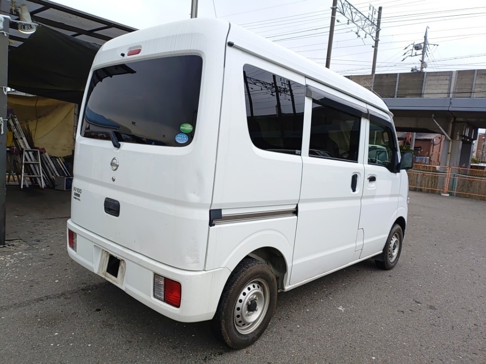 NISSAN NV100 CLIPPER