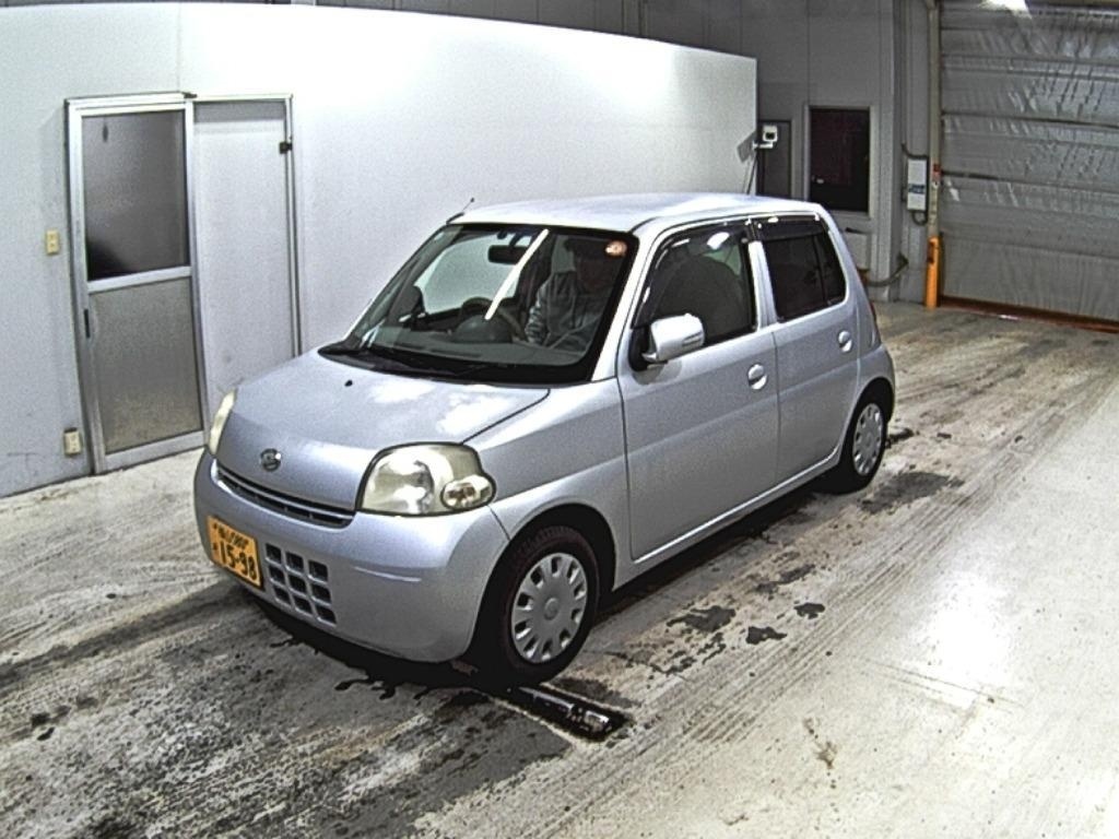 DAIHATSU ESSE