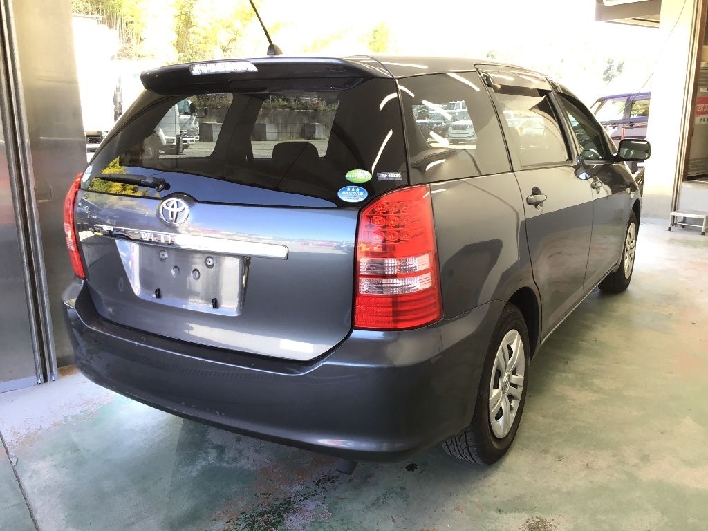 TOYOTA WISH