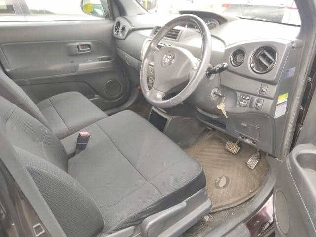 TOYOTA BB