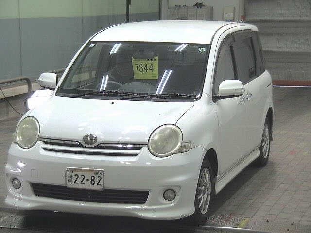 TOYOTA SIENTA