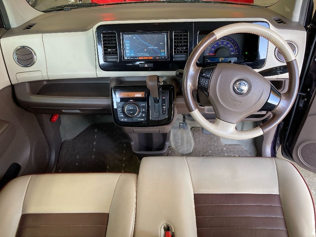 NISSAN MOCO