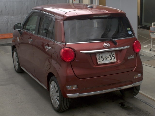 DAIHATSU CAST