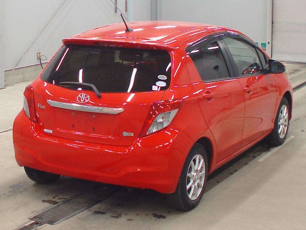 TOYOTA VITZ