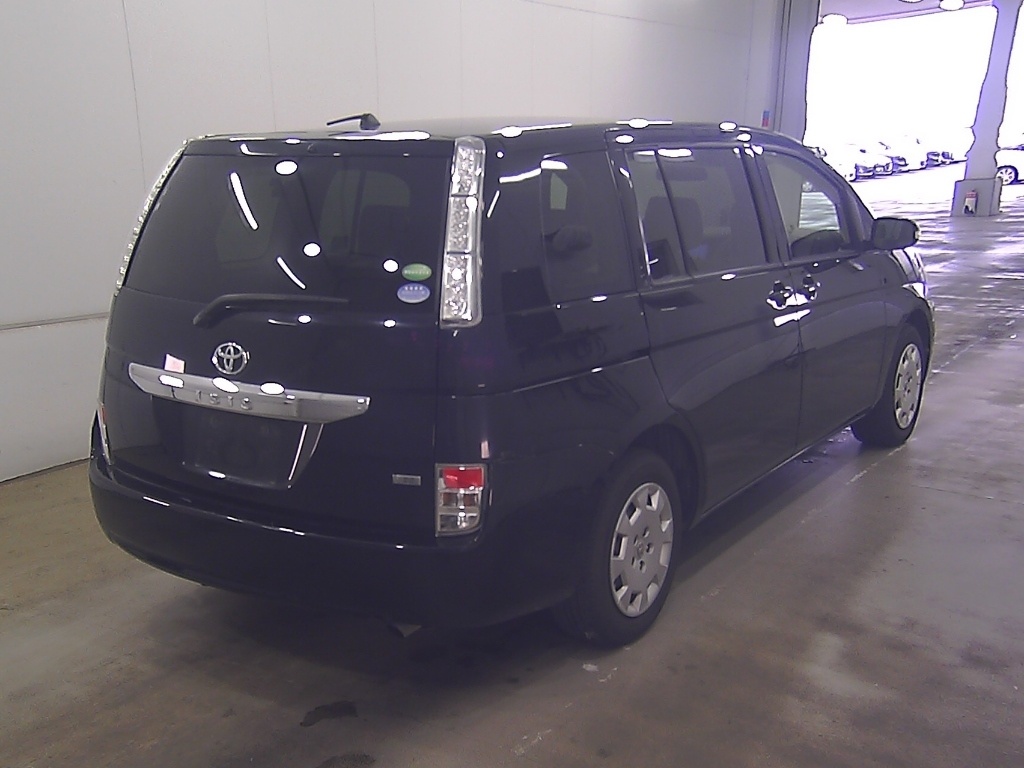 TOYOTA ISIS