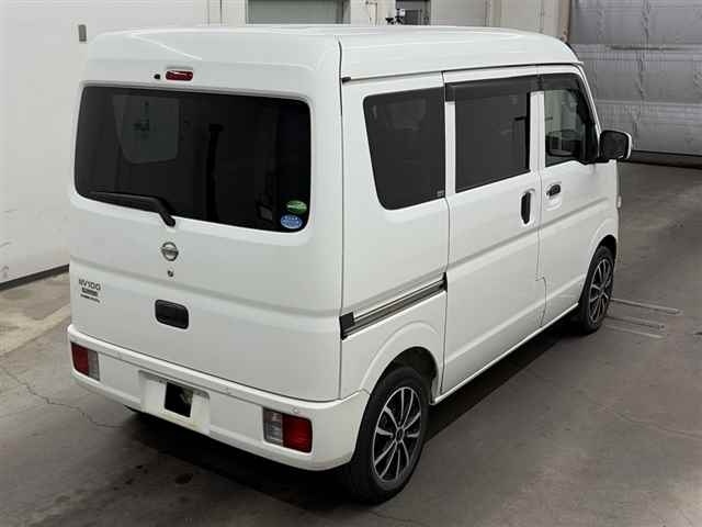 NISSAN NV100 CLIPPER