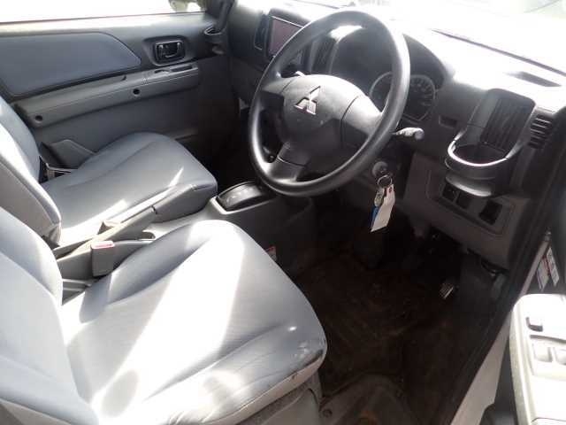 MITSUBISHI MINICAB