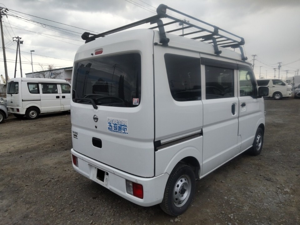 NISSAN NV100 CLIPPER