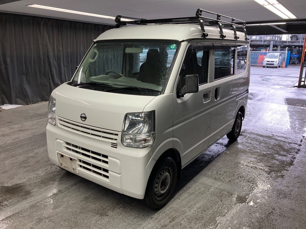 NISSAN NV100 CLIPPER