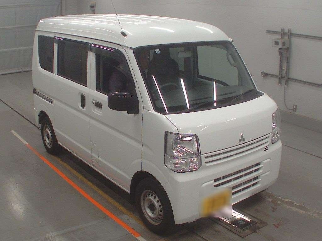 MITSUBISHI MINICAB