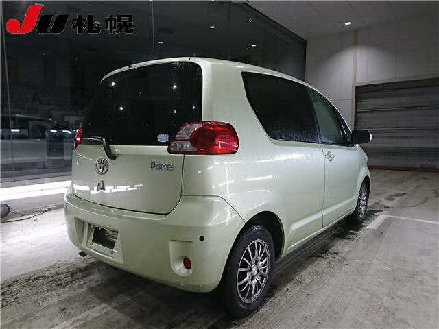TOYOTA PORTE