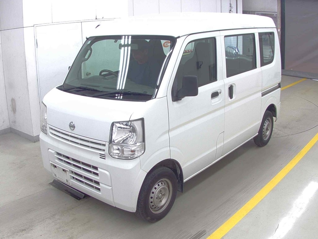 NISSAN NV100 CLIPPER