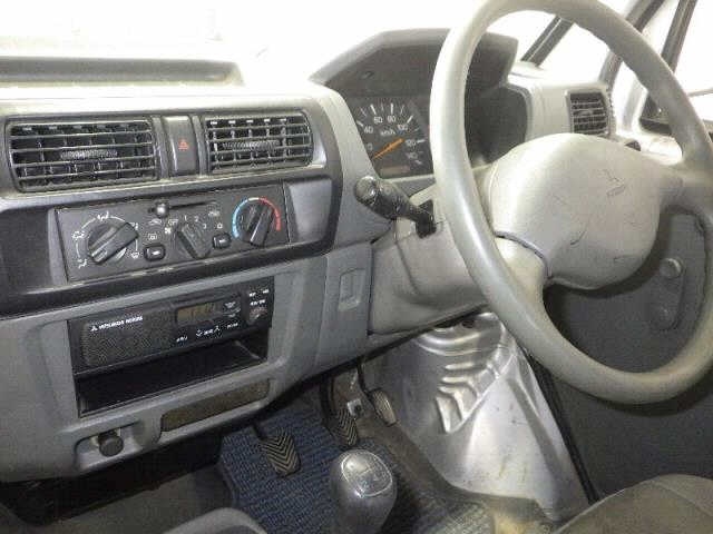 MITSUBISHI MINICAB
