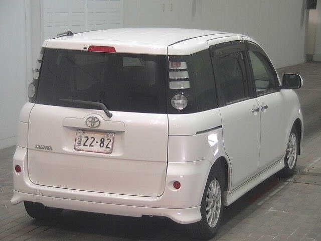 TOYOTA SIENTA