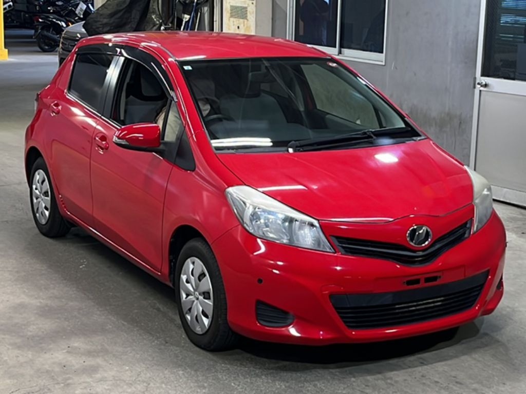 TOYOTA VITZ