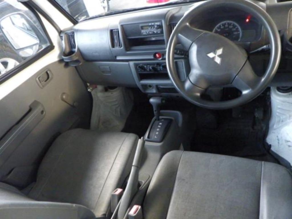 MITSUBISHI MINICAB